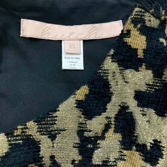 HUTCH X ANTHROPOLOGIE Metallic Animal Print Brocade Keyhole Tie Back Top - Picture 4 of 10